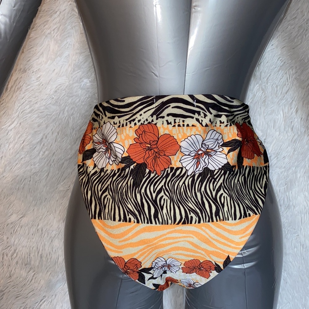 PRETTYLITTHING bottom # 4 - Picture 2 of 4